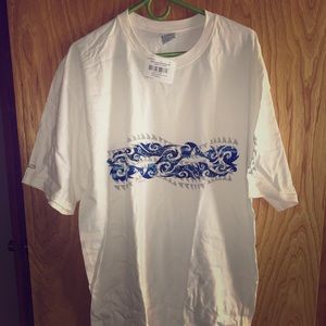 Crazy‎ Shirts Hawaii Tribal Mano Stripe T-Shirt XL